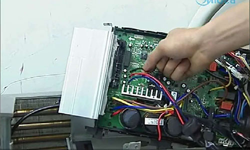 依安美的空调电话是多少